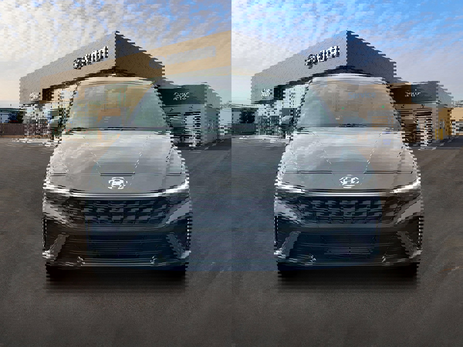 Certified 2025 Hyundai Elantra Sport image 12