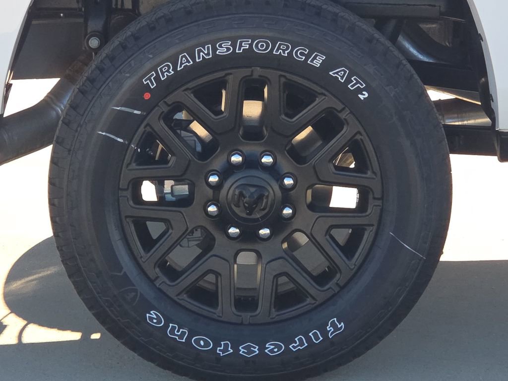 New 2026 RAM 2500 Limited AWD/4WD image 9