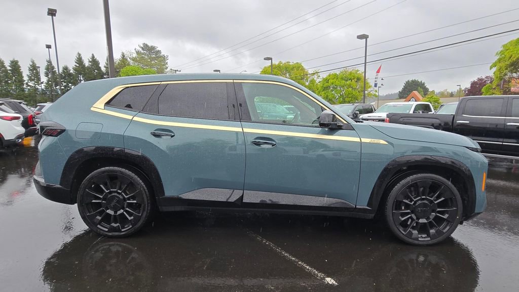 Used 2023 BMW XM AWD/4WD image 2