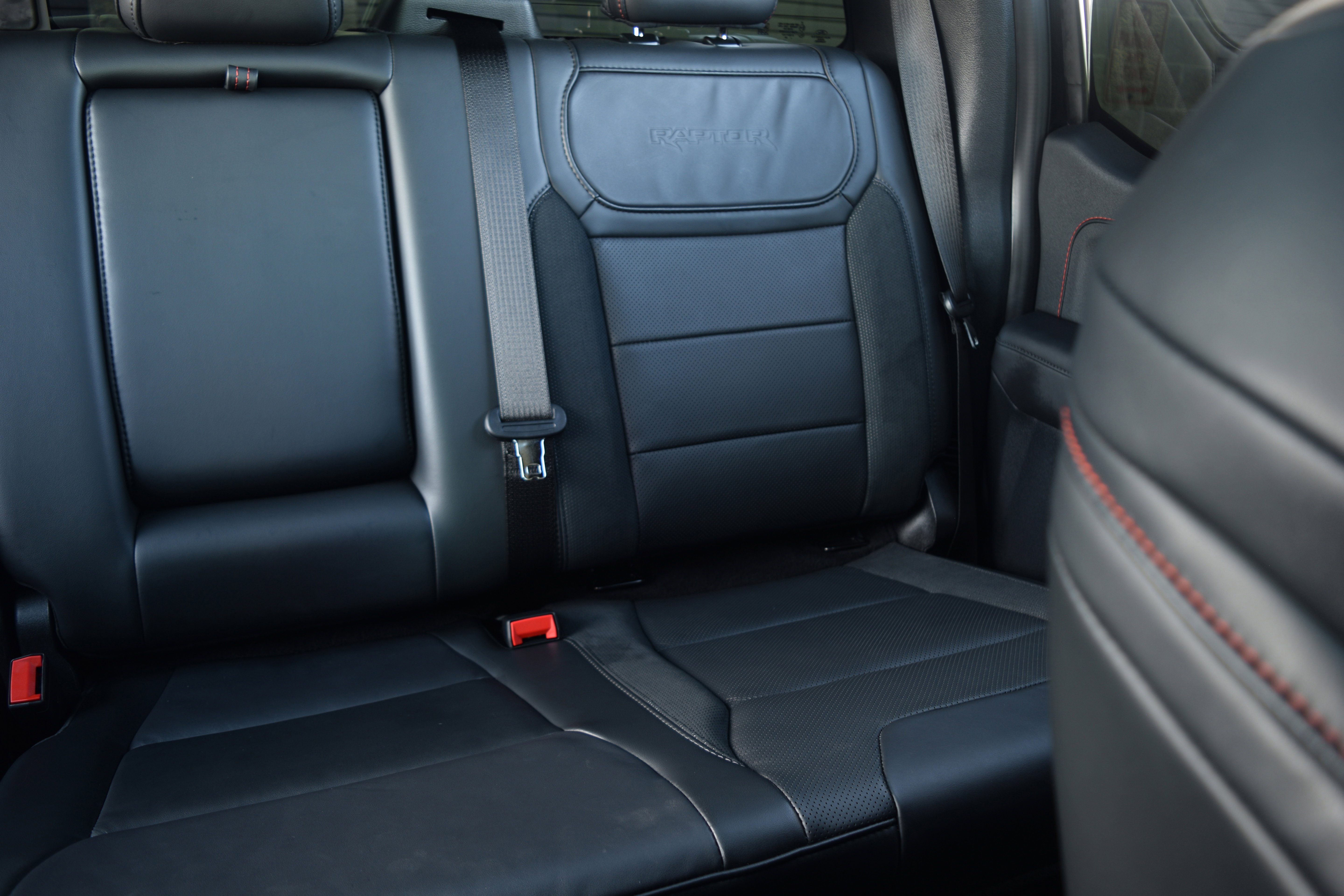 Used 2025 Ford F150 Raptor image 17