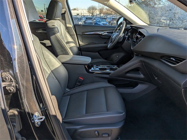 Used 2023 Buick Envision Essence image 34