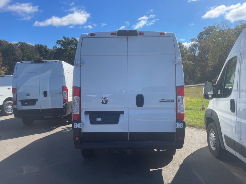 New 2026 RAM ProMaster 2500 w/ Convenience Group image 3