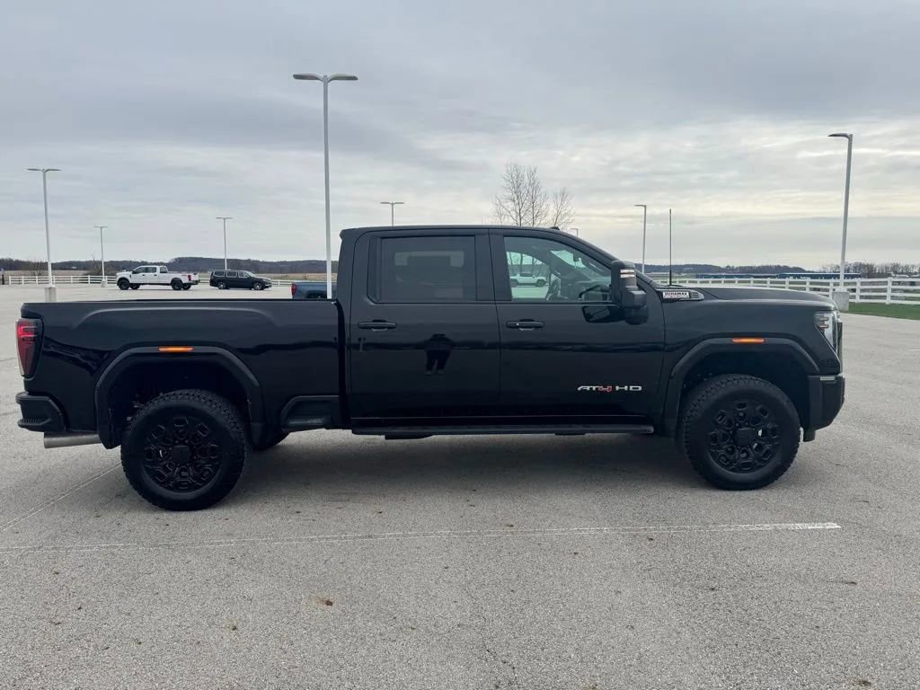 New 2026 GMC Sierra 3500 AT4 w/ Technology Package image 8