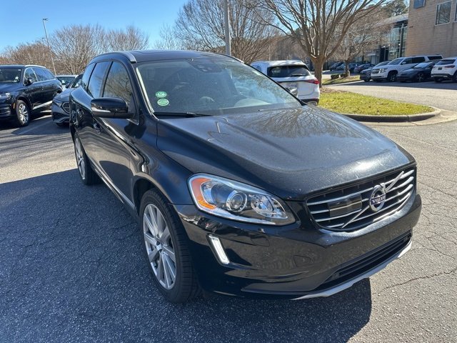 Used 2017 Volvo XC60 T5 Inscription w/ Advanced Package image 3