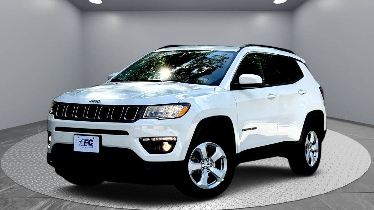 Used 2021 Jeep Compass Latitude w/ Sun and Sound Group AWD/4WD image 1