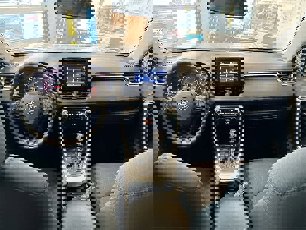 Used 2019 Toyota RAV4 XLE image 16