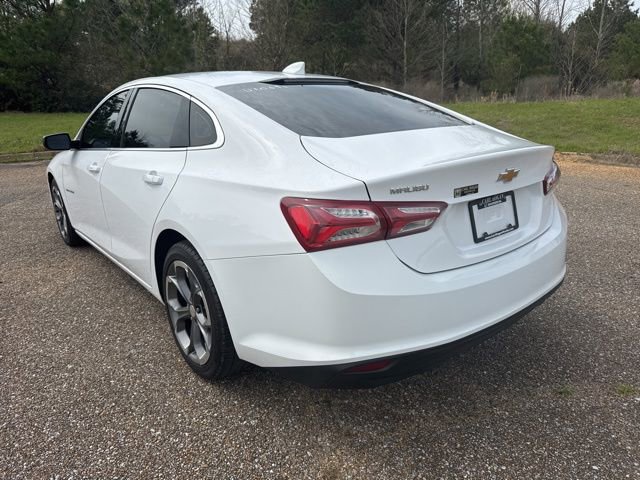 Used 2021 Chevrolet Malibu LT FWD image 4