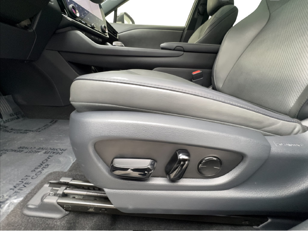 Used 2024 Lexus RZ 300e Premium FWD image 23