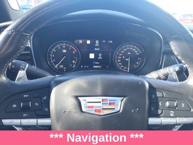 Used 2023 Cadillac XT6 Sport image 12