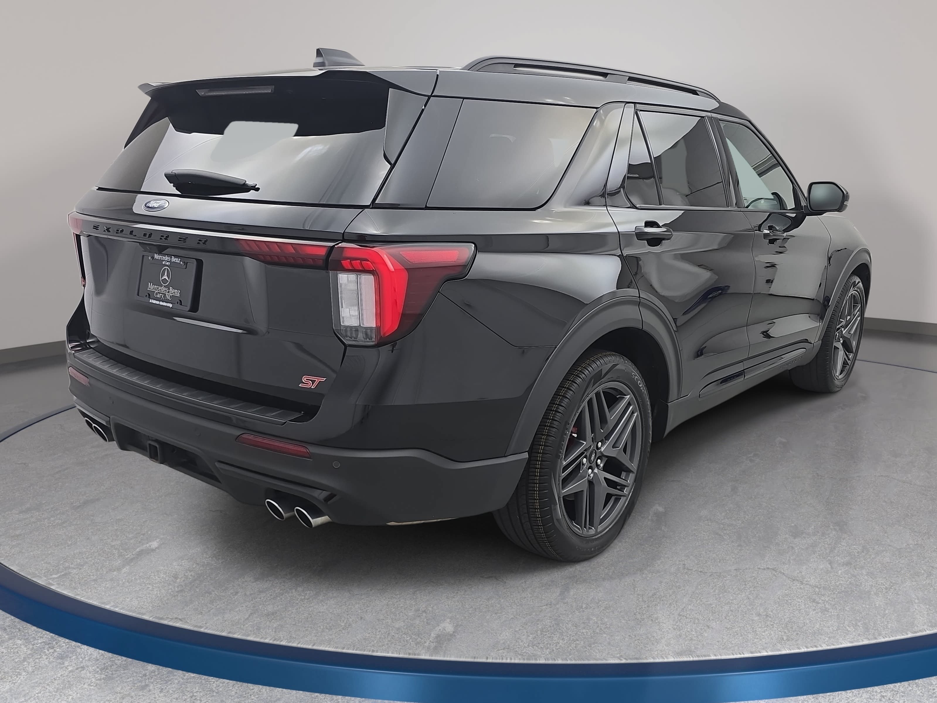 Used 2026 Ford Explorer ST w/ Sun And Sound Package AWD/4WD image 5