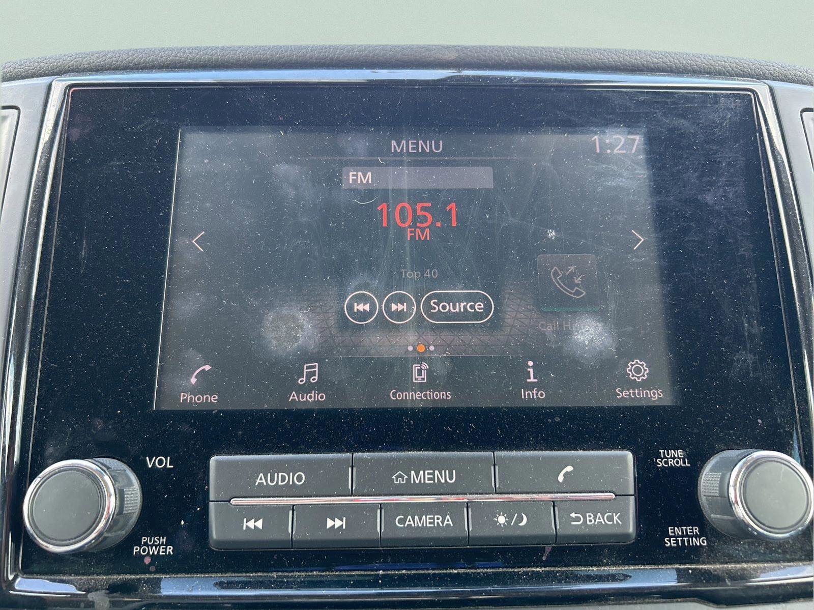 Used 2022 Nissan Titan S image 26