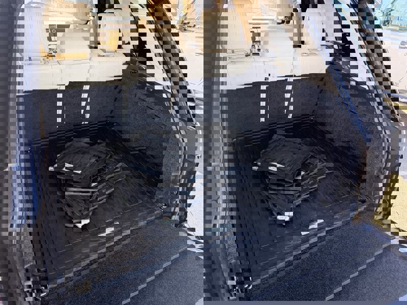 Used 2016 Land Rover Range Rover HSE image 12