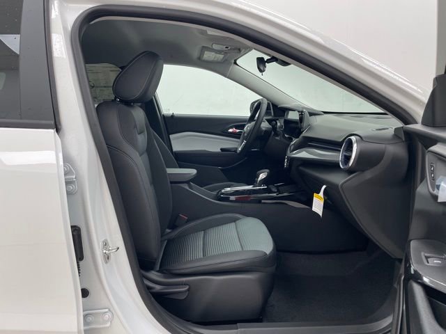 New 2026 Chevrolet Trax LT image 13