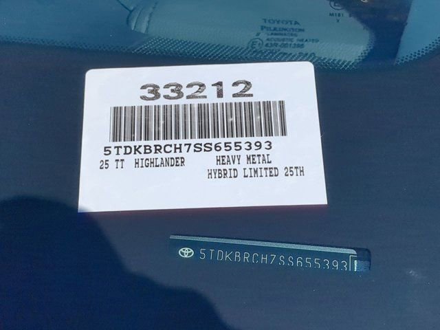Certified 2025 Toyota Highlander Limited image 19
