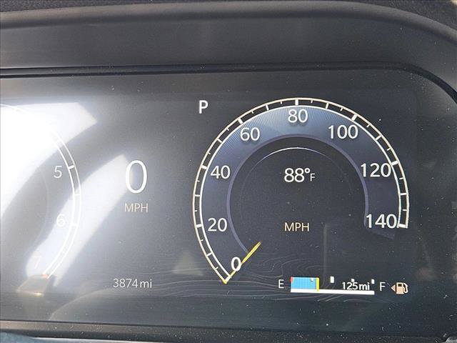 New 2025 Jeep Grand Cherokee L Altitude RWD image 11