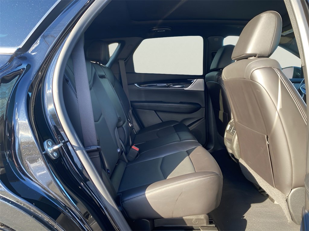 Certified 2025 Cadillac XT5 Premium Luxury image 18