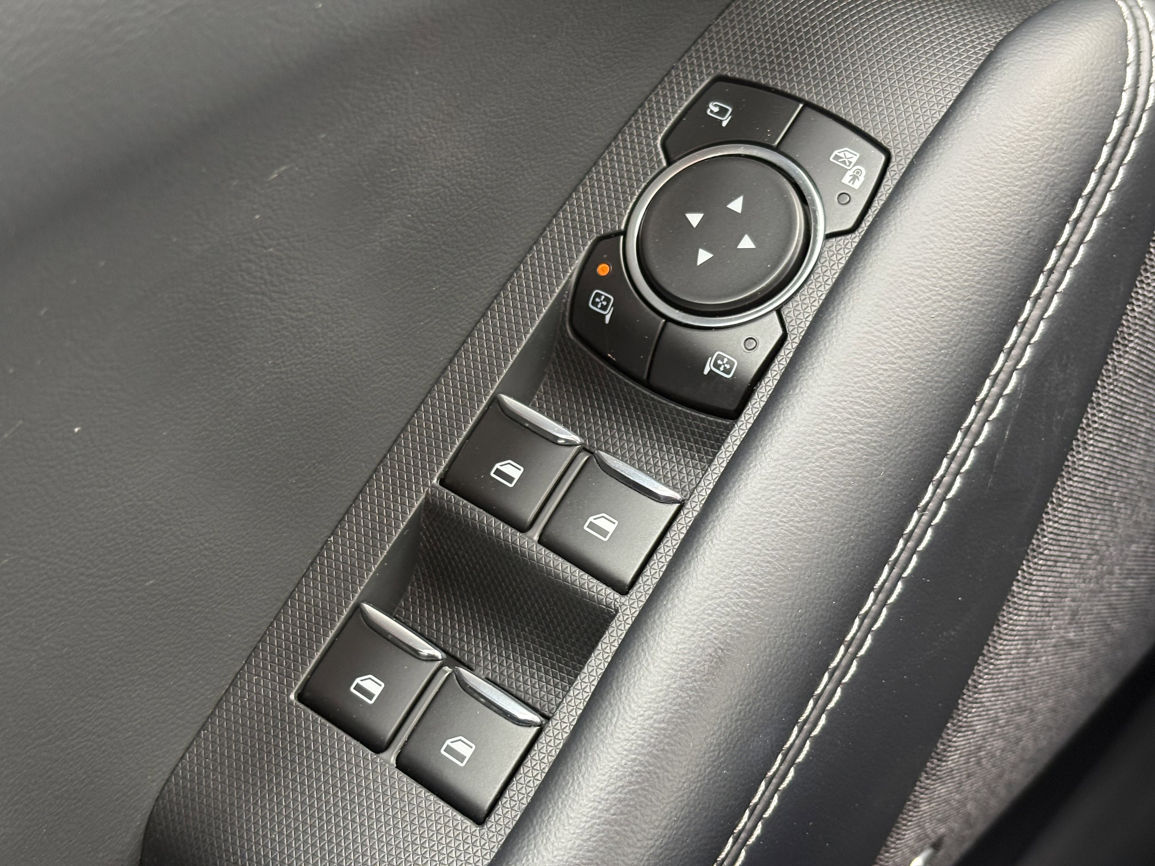 Used 2022 Ford Mustang Mach-E Premium image 30