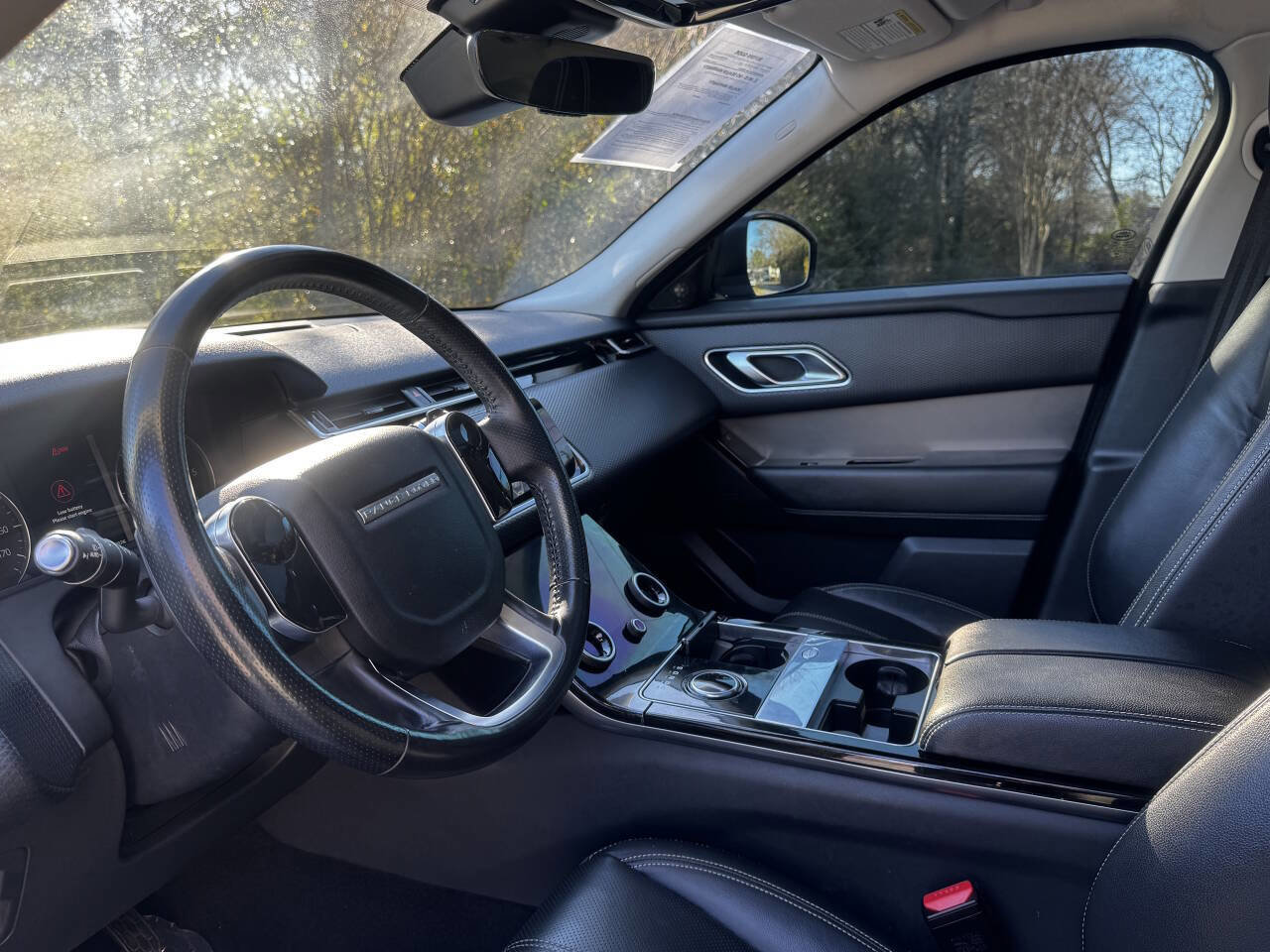 Used 2018 Land Rover Range Rover Velar S image 12