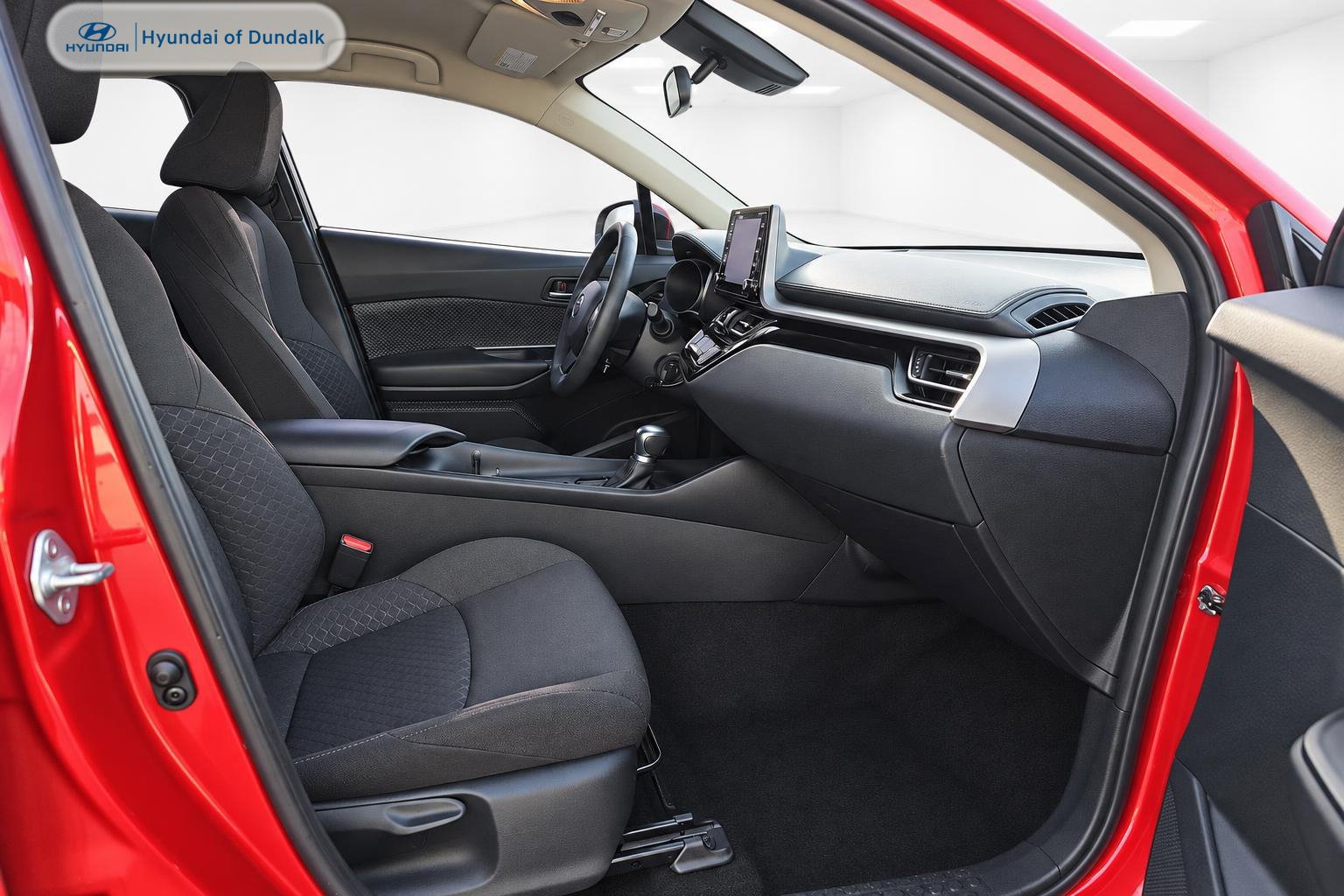 Used 2020 Toyota C-HR LE FWD image 8