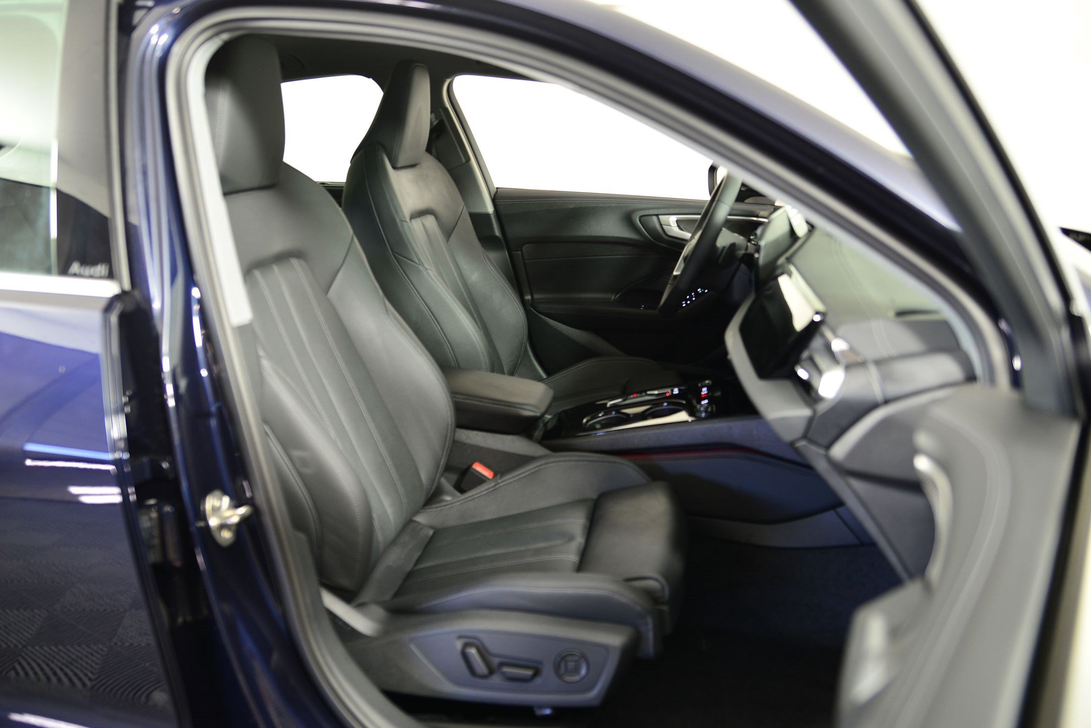 New 2025 Audi A5 Premium Plus w/ Premium Plus AWD/4WD image 17