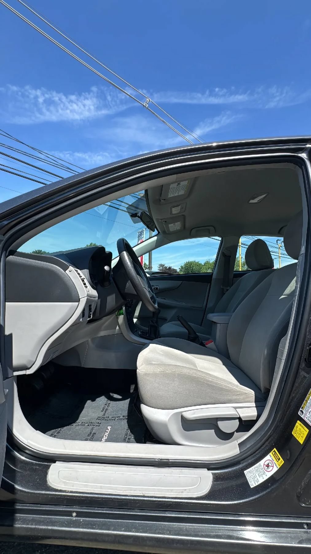 Used 2013 Toyota Corolla L FWD image 11
