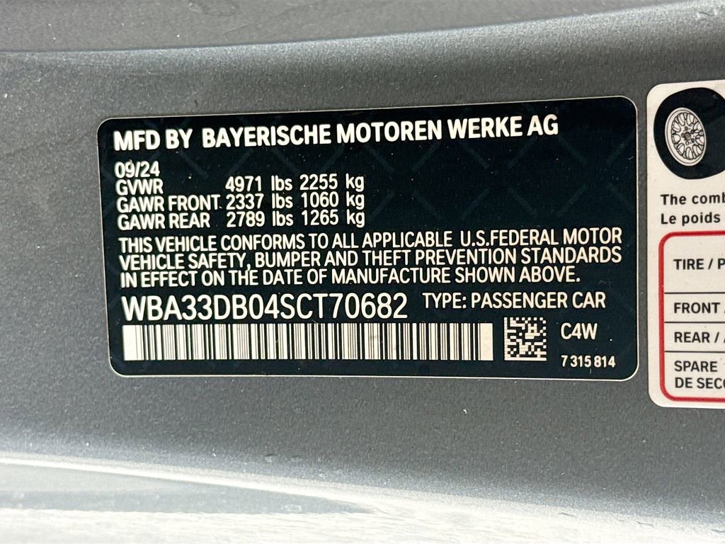 Used 2025 BMW 430i Convertible w/ Premium Package RWD image 35