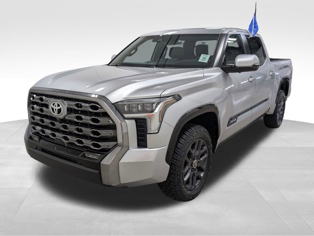 Used 2024 Toyota Tundra Platinum image 5