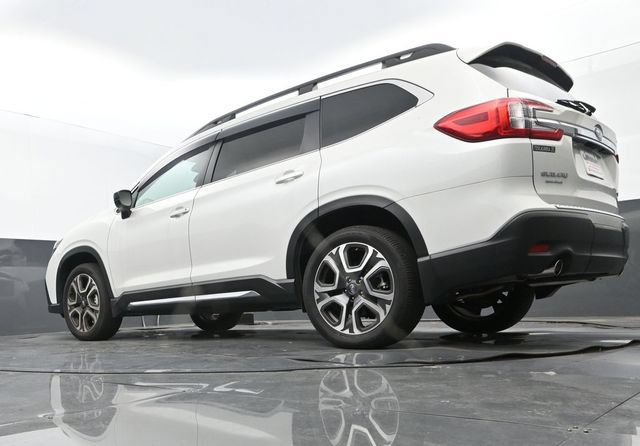 Used 2025 Subaru Ascent Limited w/ Popular Package #1 AWD/4WD image 10