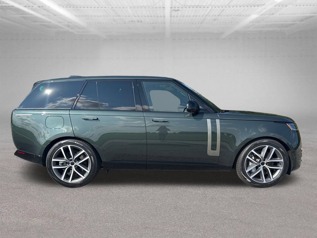 New 2026 Land Rover Range Rover SE AWD/4WD image 6
