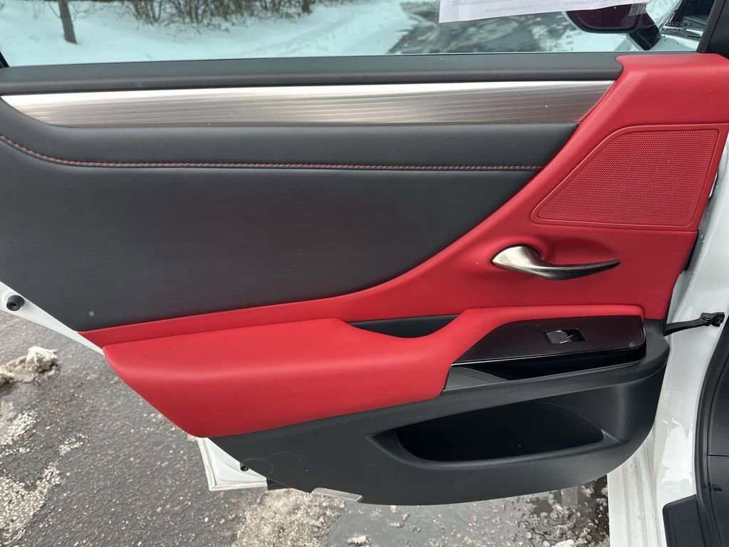 Used 2022 Lexus ES 300h F Sport w/ Accessory Package image 34