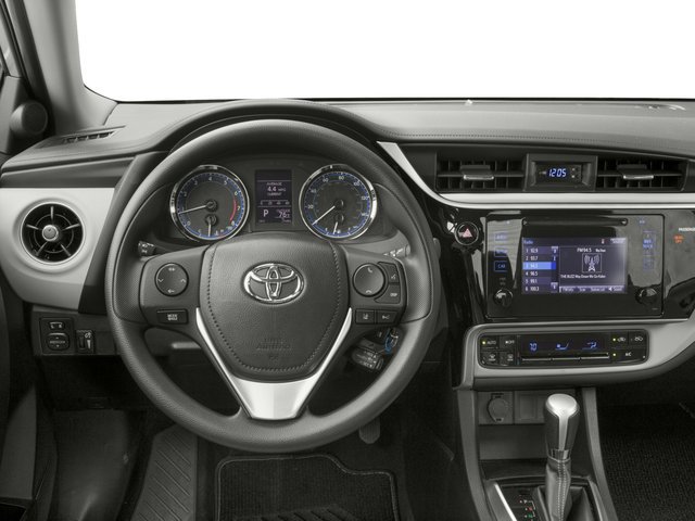 Used 2018 Toyota Corolla LE w/ LE Premium Package FWD image 7