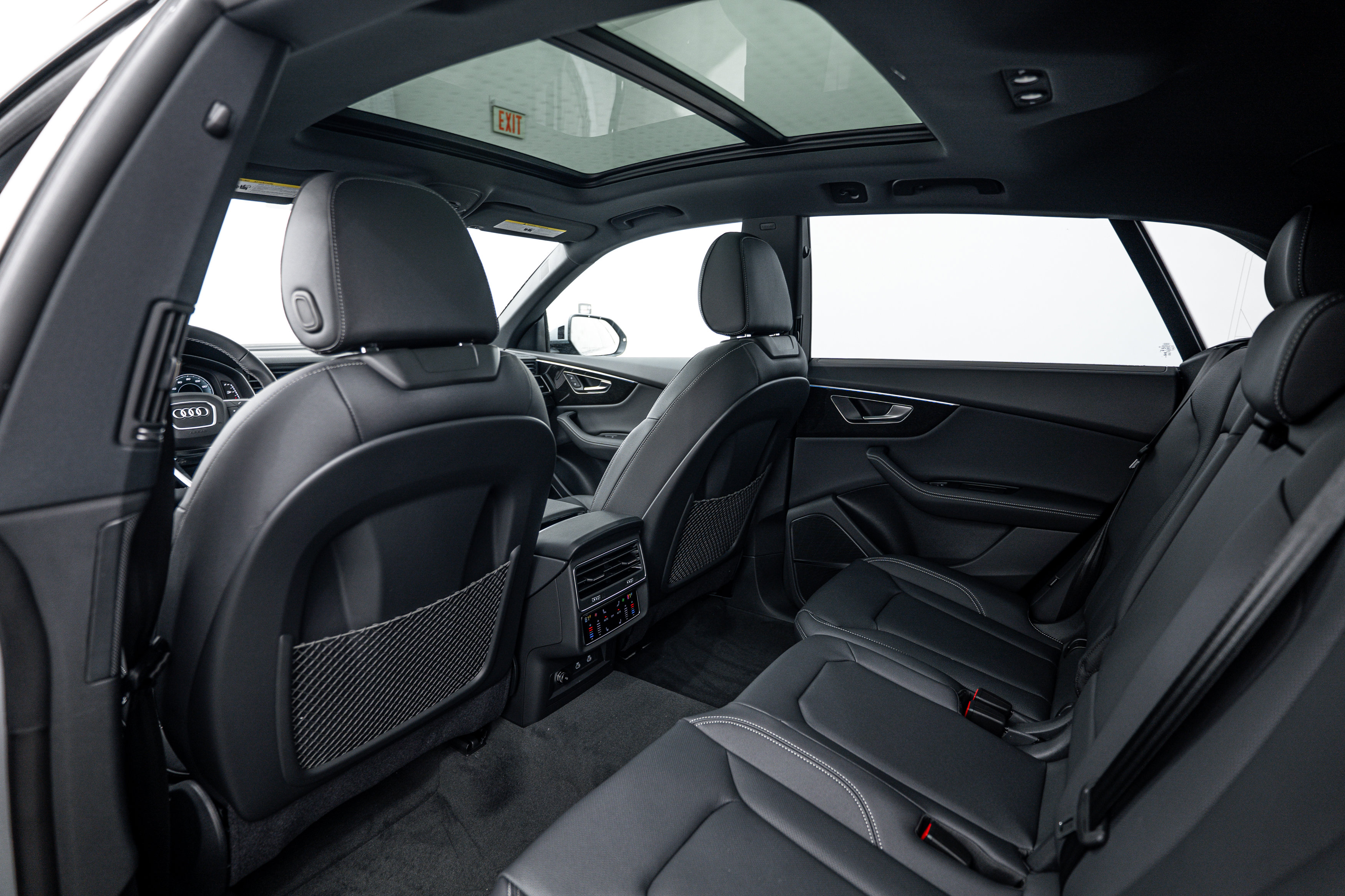 New 2026 Audi Q8 Premium Plus AWD/4WD image 18