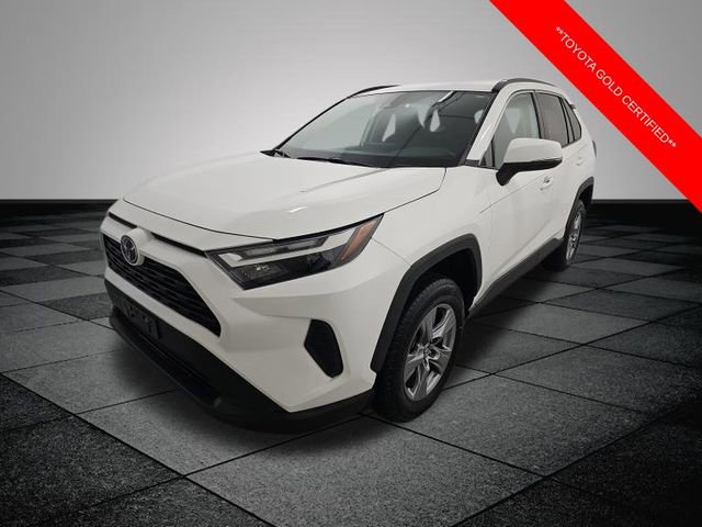 Certified 2022 Toyota RAV4 XLE image 3