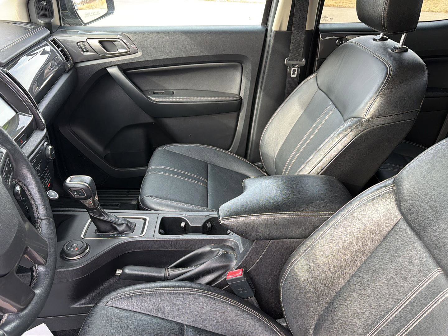 Used 2020 Ford Ranger Lariat w/ Equipment Group 501A Mid image 11