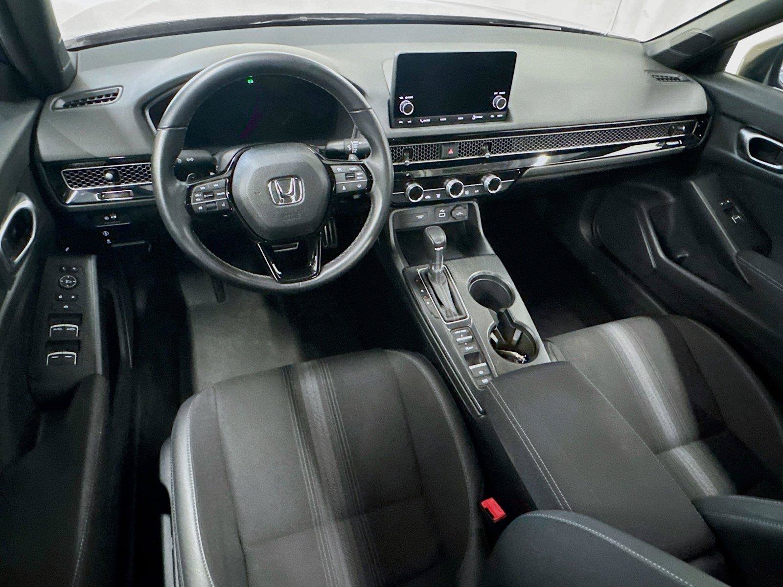 Used 2023 Honda Civic Sport image 29