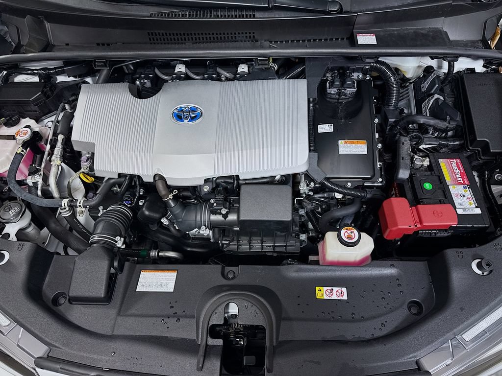 Certified 2022 Toyota Prius XLE FWD image 29