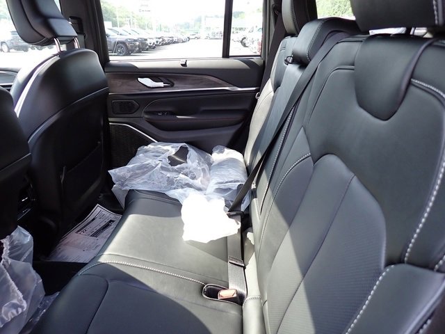 New 2025 Jeep Grand Cherokee Overland w/ Adv Protech Group III image 13