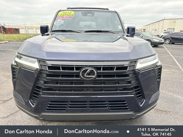 Used 2024 Lexus GX 550 w/ Cold Area Package image 2