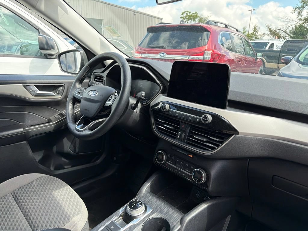 Used 2021 Ford Escape SE w/ Convenience Package AWD/4WD image 13