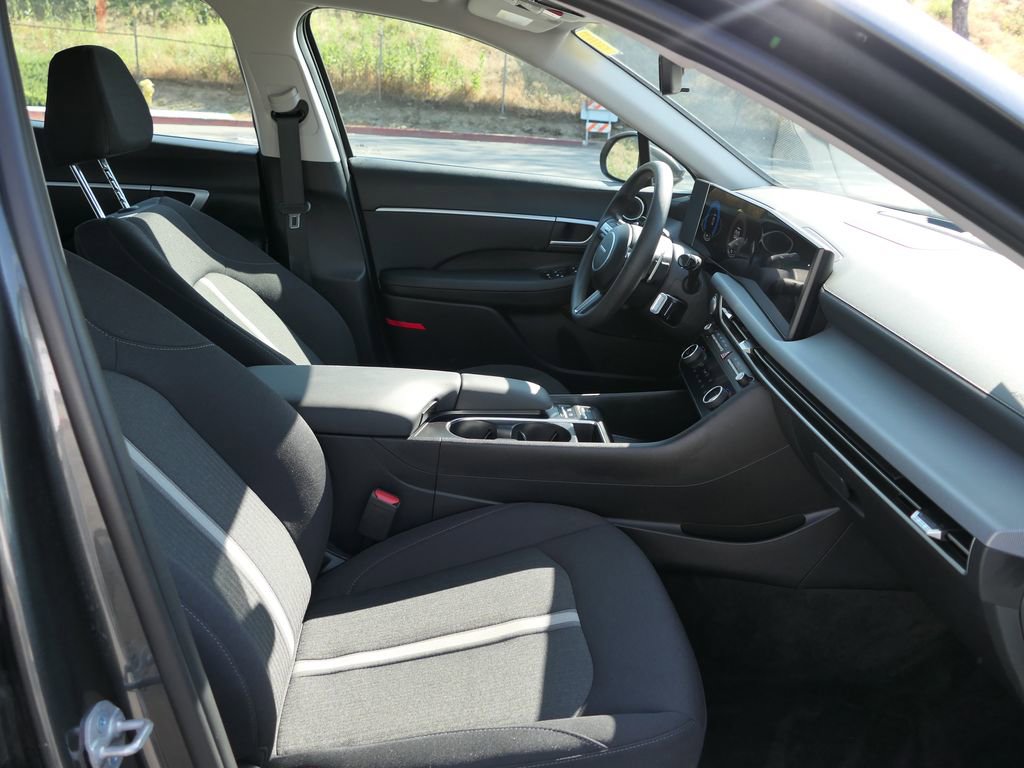Certified 2026 Hyundai Sonata Blue FWD image 27