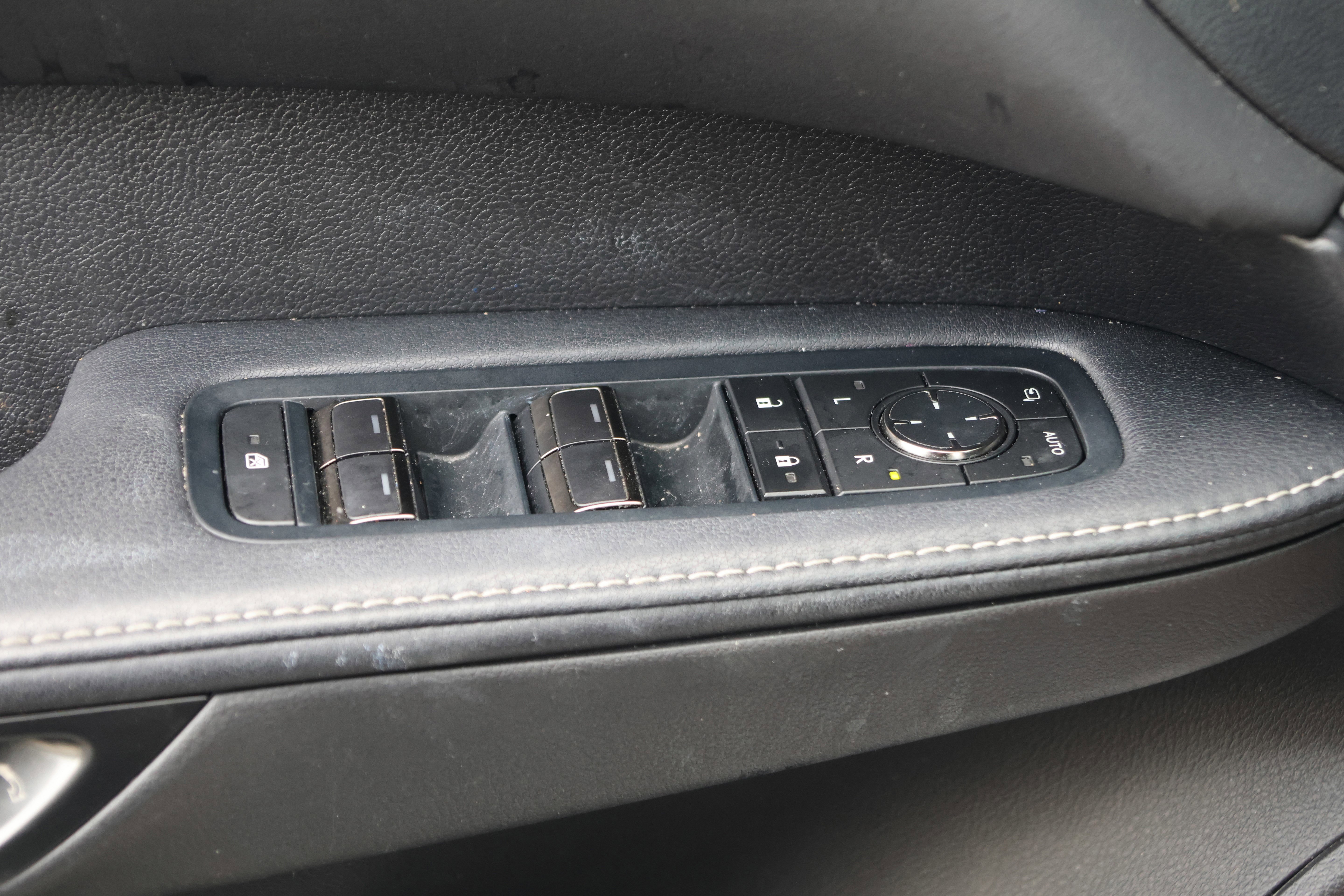 Used 2024 Lexus RX 350 Premium Plus w/ Convenience Package FWD image 13