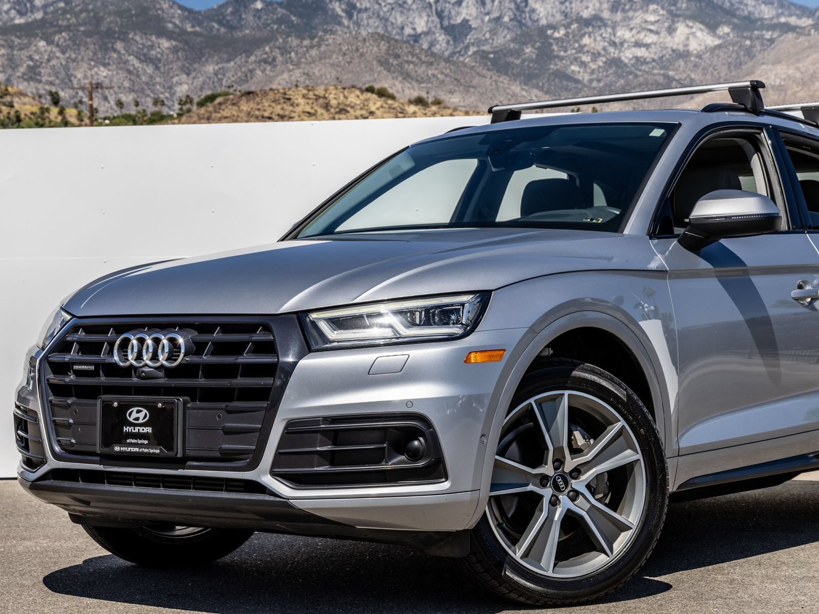 Used 2019 Audi Q5 Prestige w/ Prestige Package AWD/4WD image 2