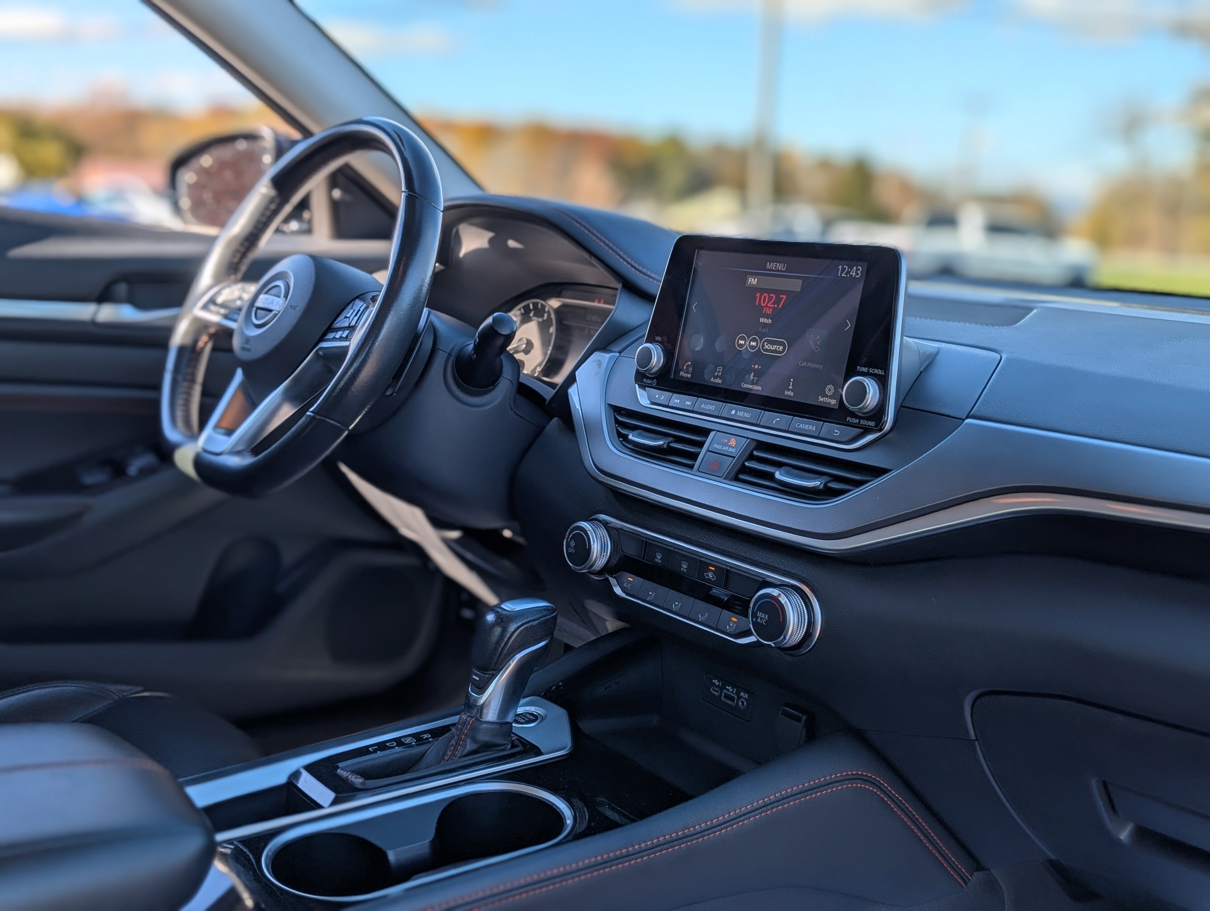 Used 2023 Nissan Altima 2.5 SR image 40