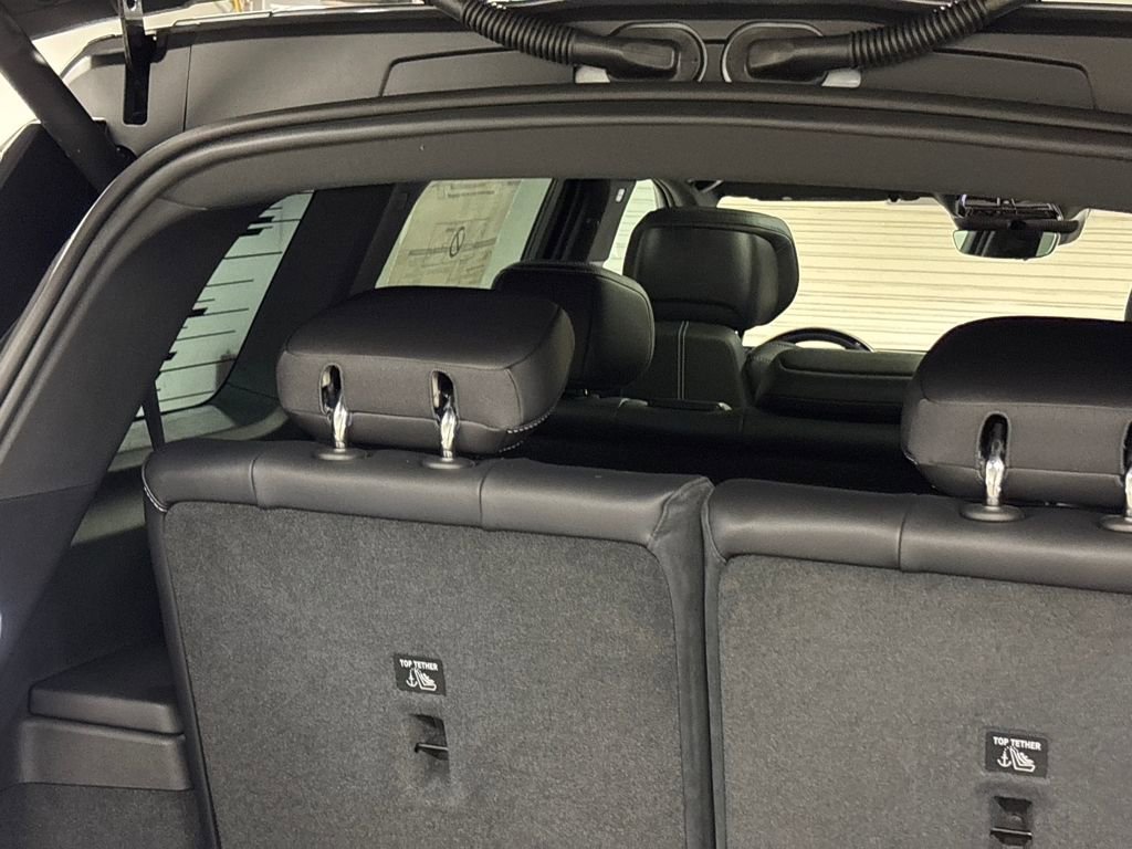 New 2026 Cadillac Vistiq Luxury image 19