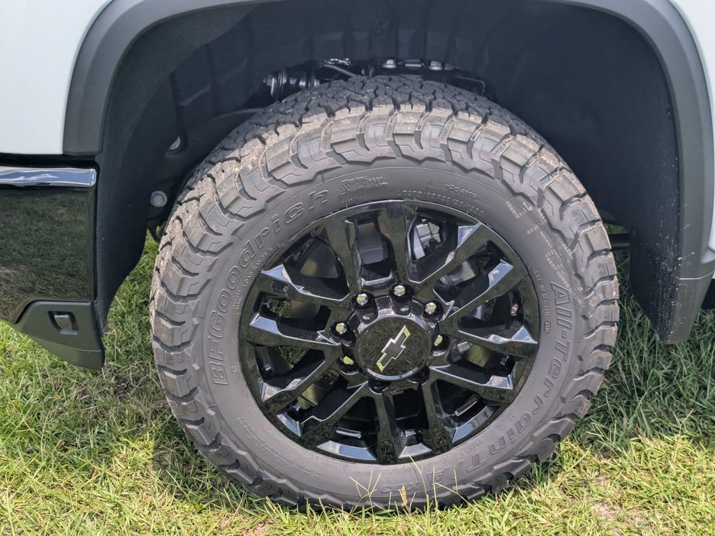 New 2026 Chevrolet Silverado 2500 LTZ w/ Trail Boss Package AWD/4WD image 7