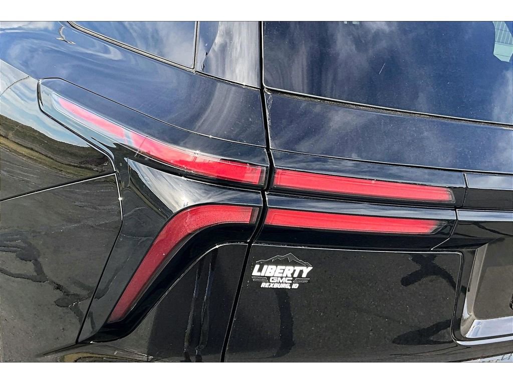 Used 2024 Chevrolet Traverse Z71 w/ LPO, Floor Liner Package image 20