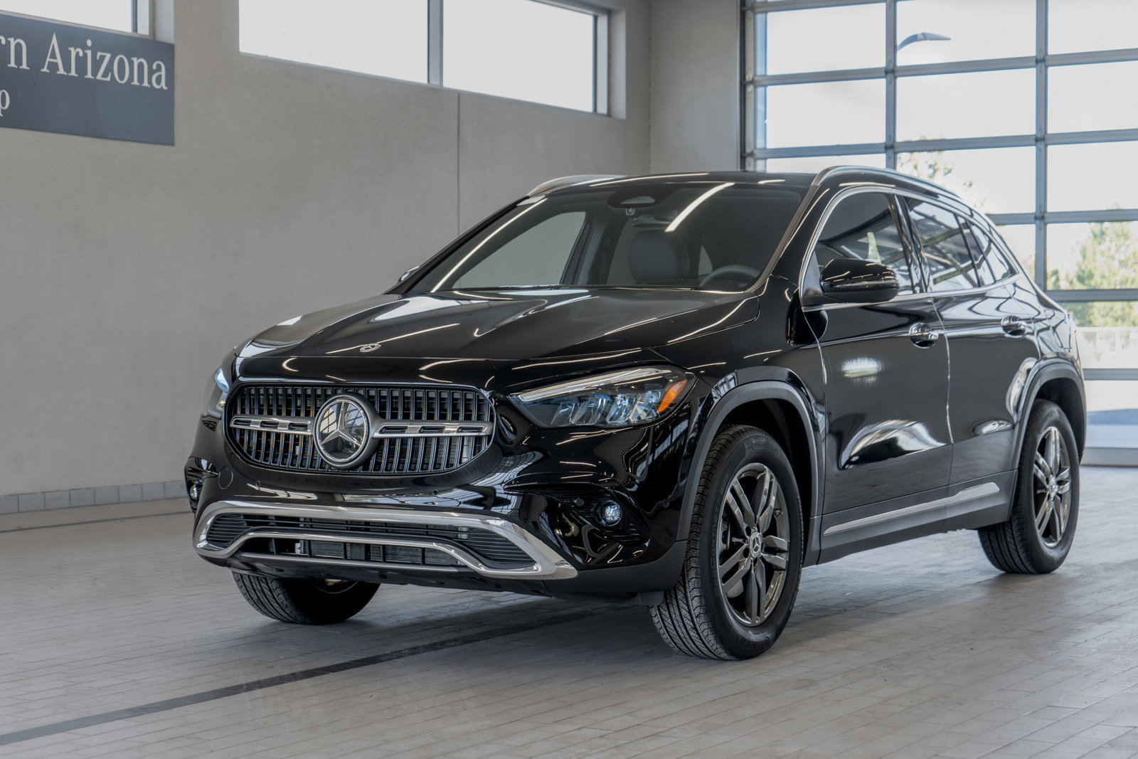 Used 2025 Mercedes-Benz GLA 250 4MATIC image 21