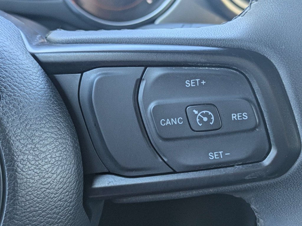 Used 2023 Jeep Wrangler Unlimited Sport AWD/4WD image 26