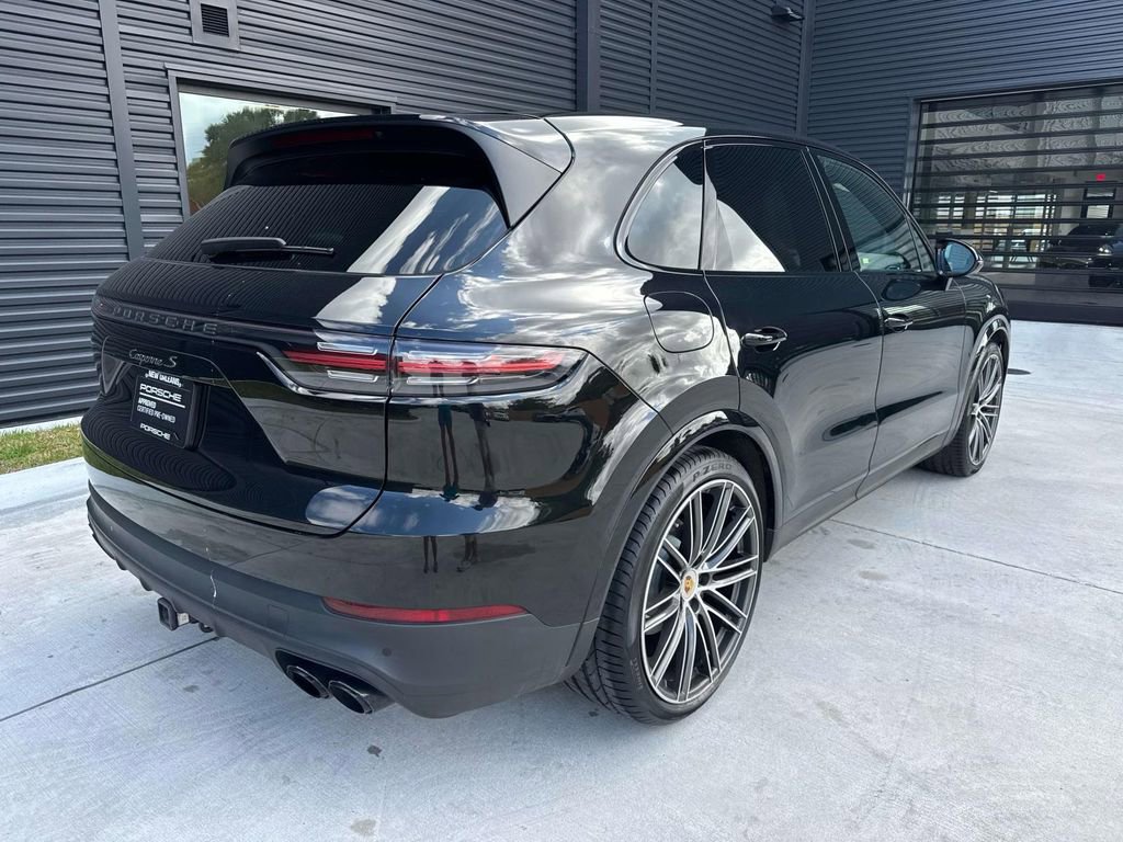 Certified 2023 Porsche Cayenne S Platinum image 11