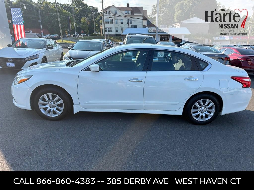 Used 2016 Nissan Altima 2.5 S w/ Power Driver Seat Package FWD image 5